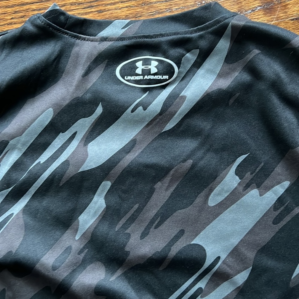 Black camo shirt - Picture 4 of 4